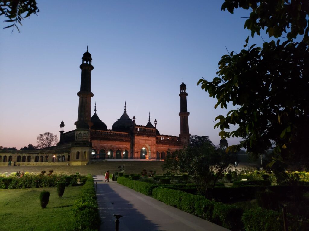 Photo of a Mosque inside of the Bara Imambara complex, evening.
